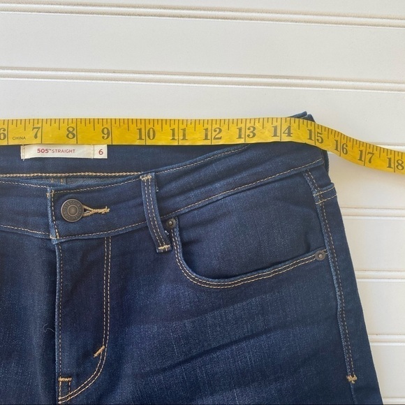 Levi's 505 Straight jeans 30" Inseam Size 6 - Picture 9 of 11